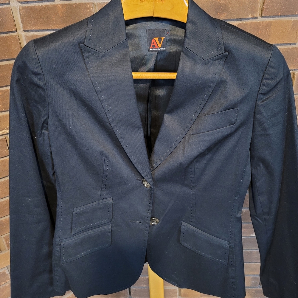 Adrienne Vitadinni black sheen structured black blazer original boutique